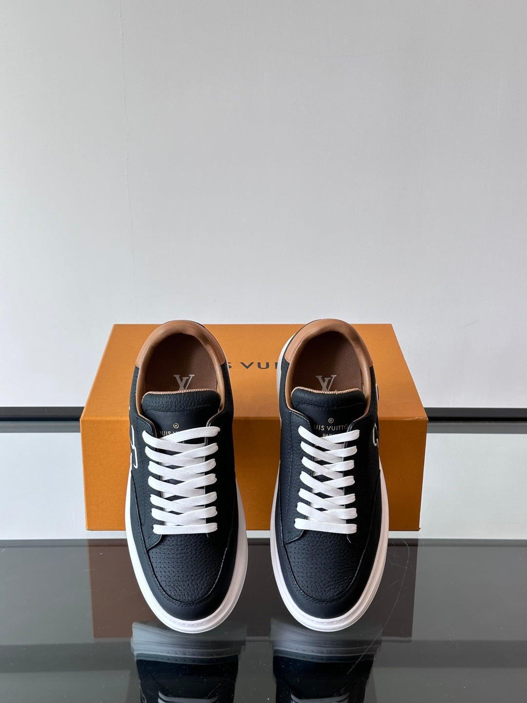 LV Beverly Hills Breathable Sneaker 1825052107
