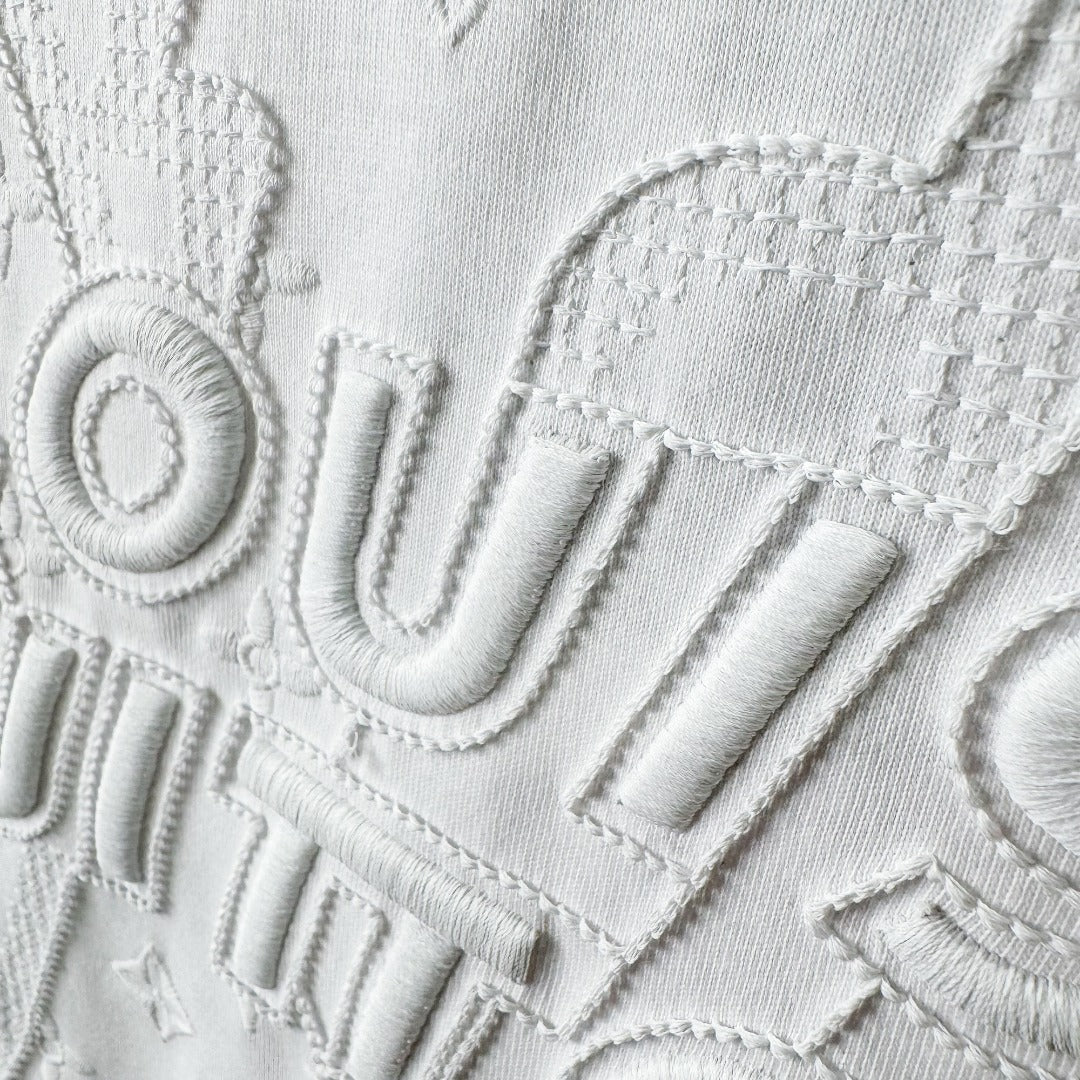 LV Embroidery letters T-shirt 1825060602