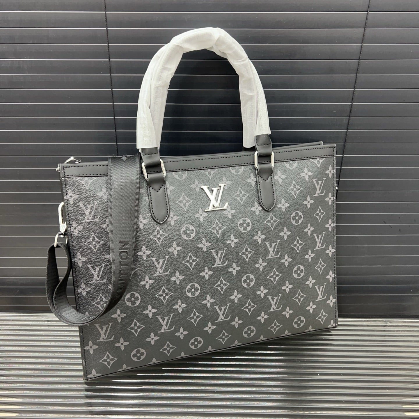 LV Briefcase 1825050601