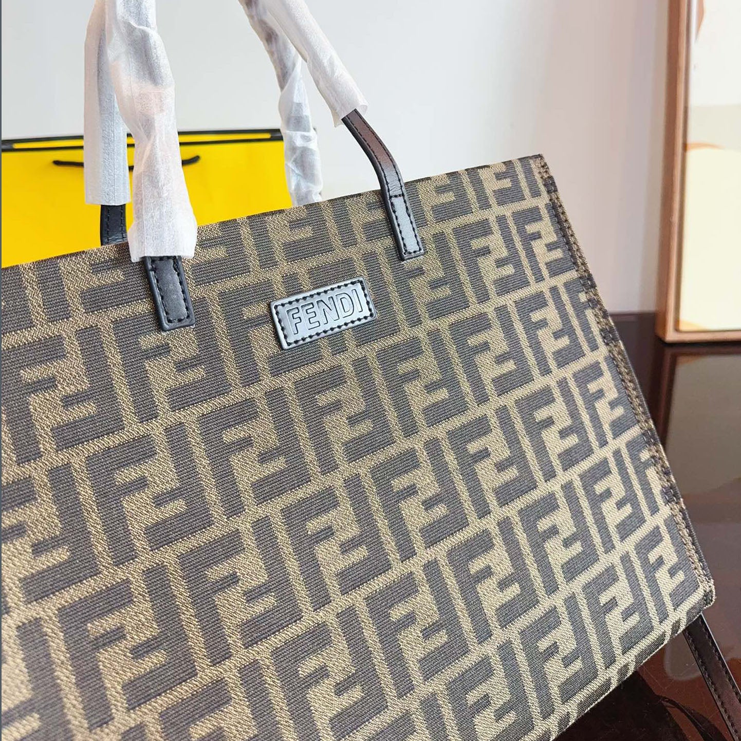 FD classic color tote bag XC24092515