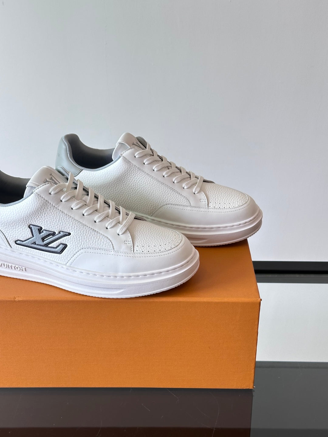 LV Beverly Hills Sneaker 1825052108