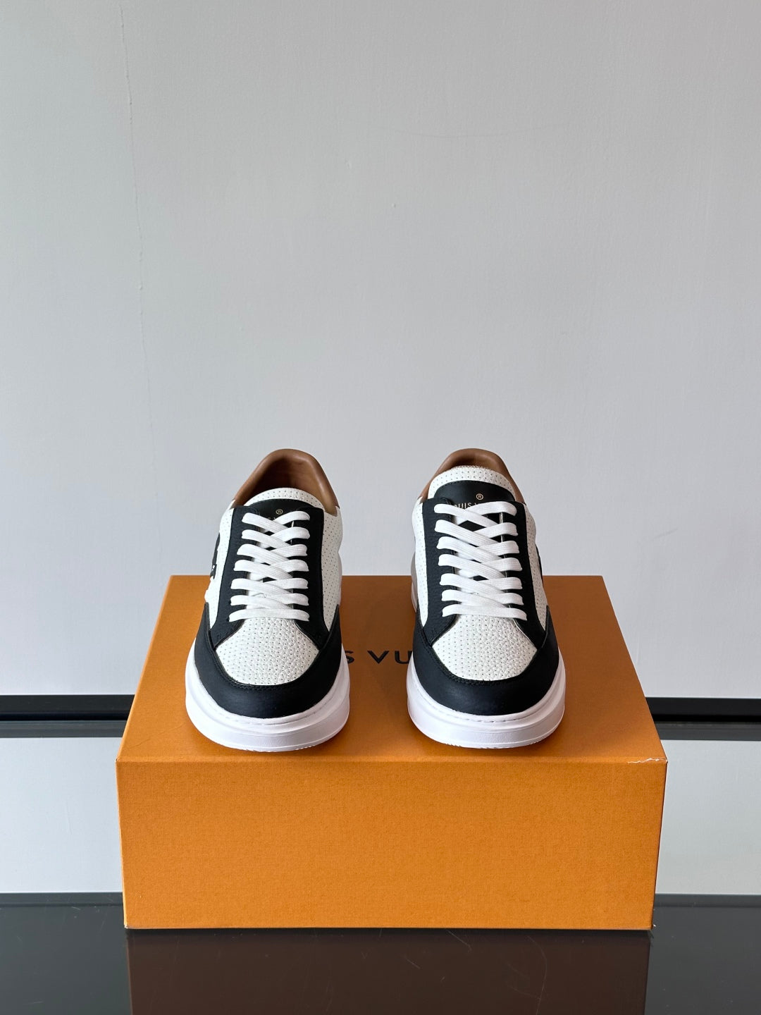 LV Beverly Hills Breathable Sneaker 1825052107