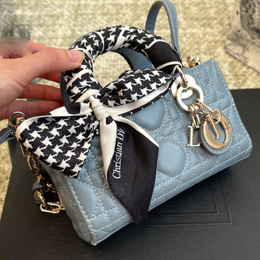 Fashion and versatile Princess Diana bag 1024041011