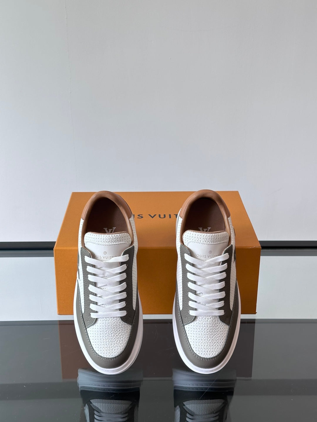LV Beverly Hills Breathable Sneaker 1825052107