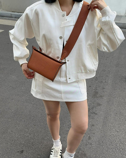 New Cowhide Unisex Chest Bag Casual Shoulder Messenger Bag 1024062711