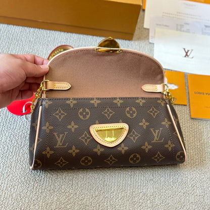 Vintage shoulder bag 1824050303