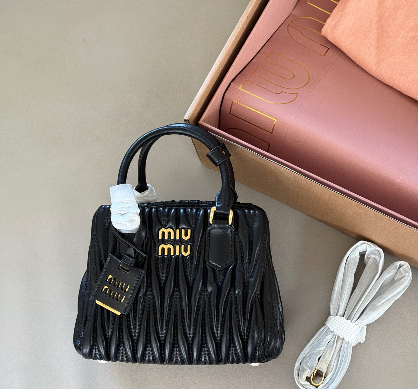 MM  Handbag 1825062310