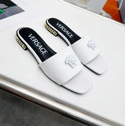 Classic Fashion Comfortable Head Flat Square Large Size Slippers 1024040207