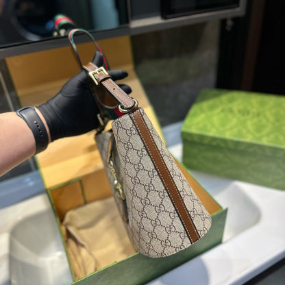 New fashion versatile crossbody bag 1024041820