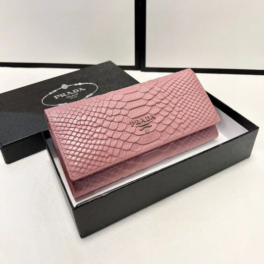 Classic Versatile Folding Wallet 1025021304