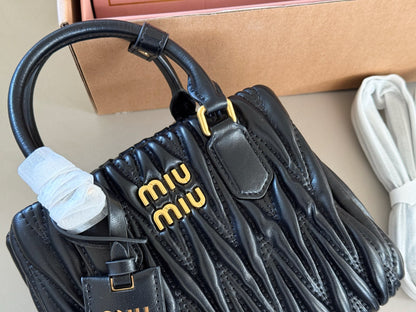 MM  Handbag 1825062310