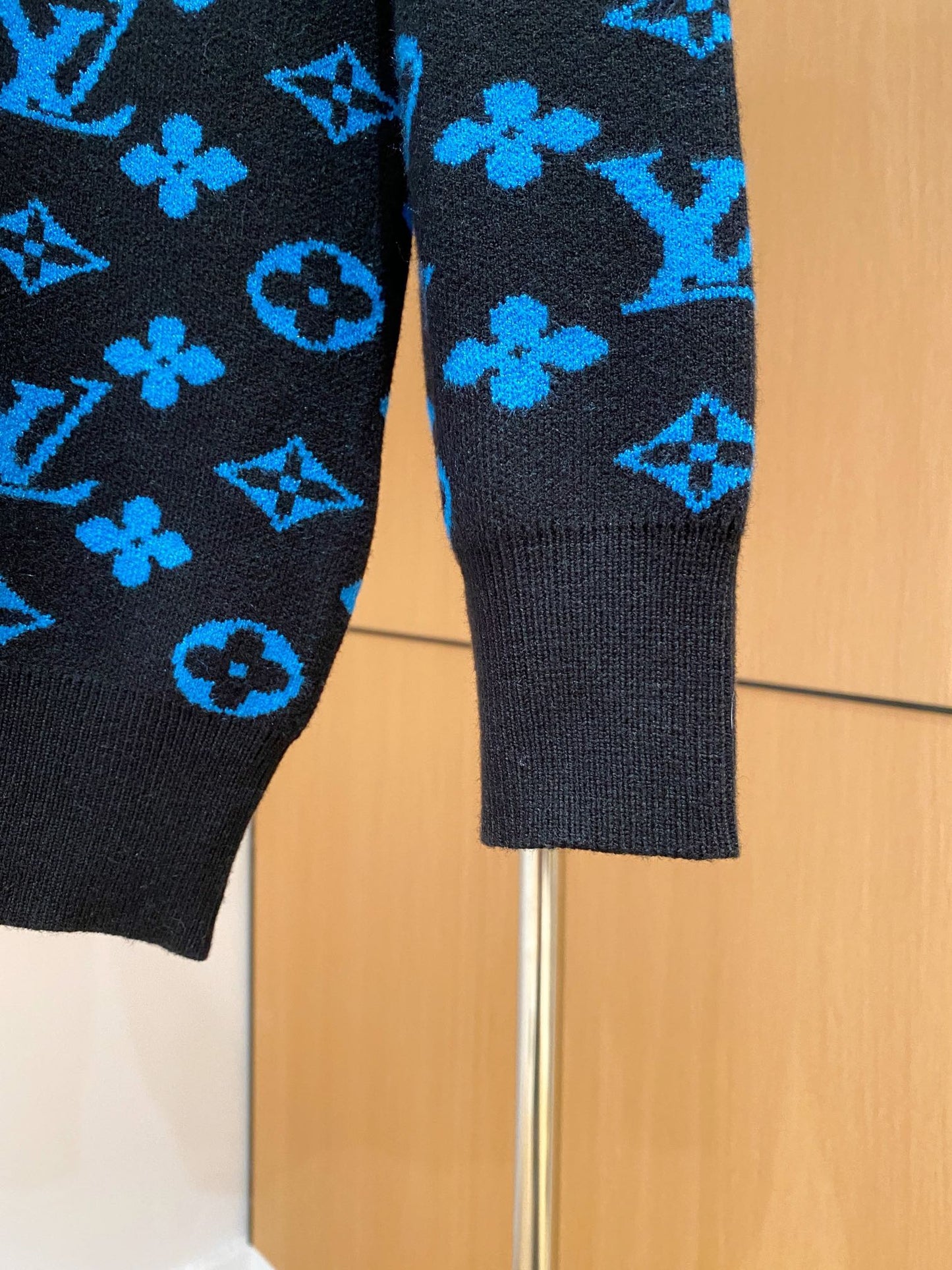 LV Autumn and winter wool sweaters 1824022414