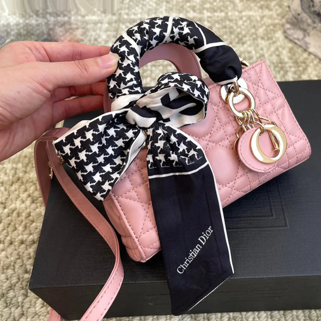 Fashion and versatile Princess Diana bag 1024041011