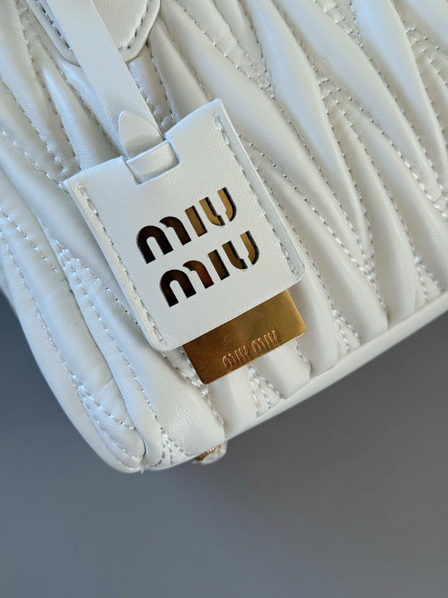 MM  Handbag 1825062310
