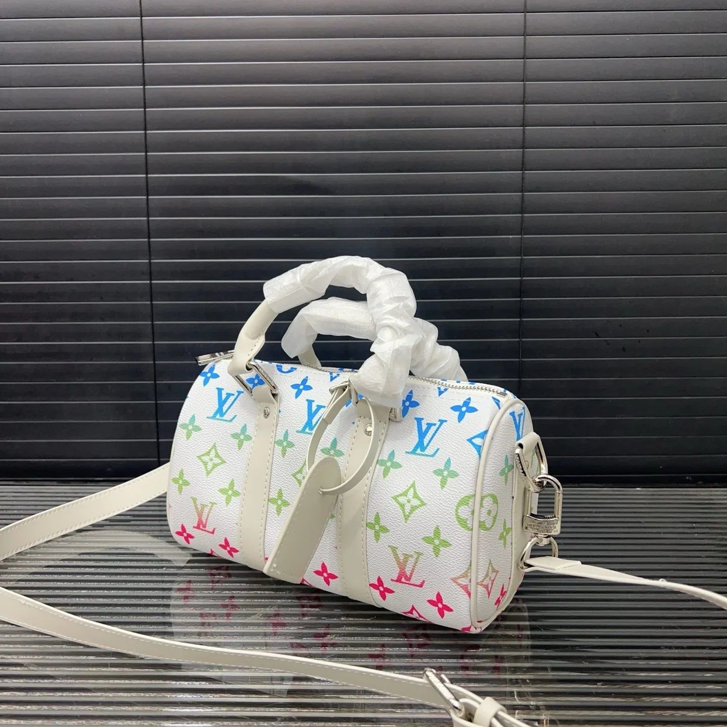 Classic Versatile Printed Handbag 1025040307