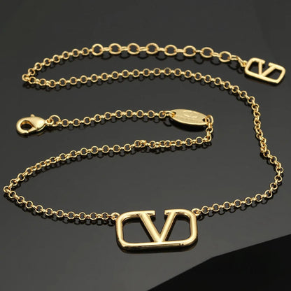 Fashionable gold necklace 10CG24092720