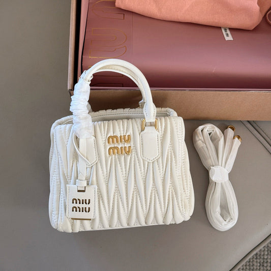 MM  Handbag 1825062310