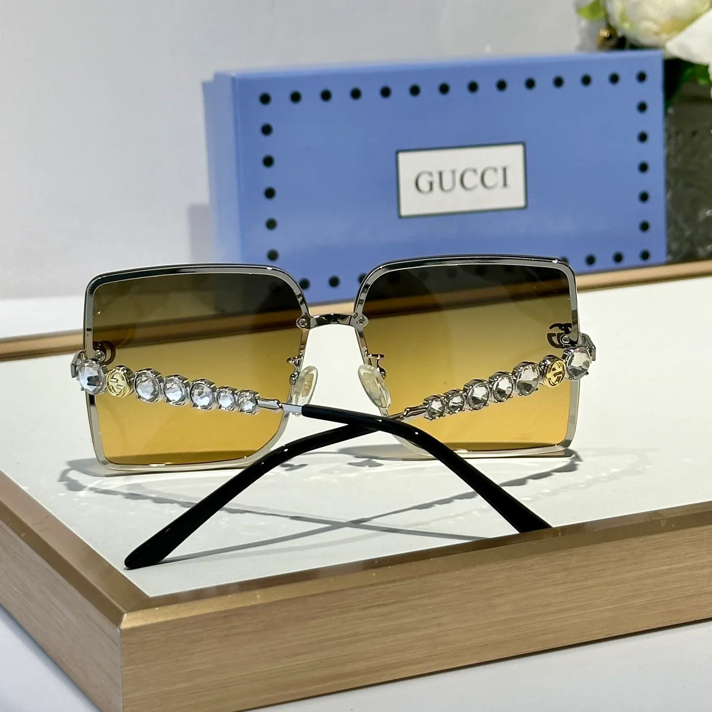 Fashionable Sunglasses 1925022401