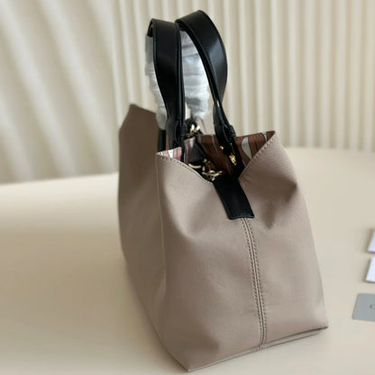 Toujours versatile commuting shopping bag 1024111210