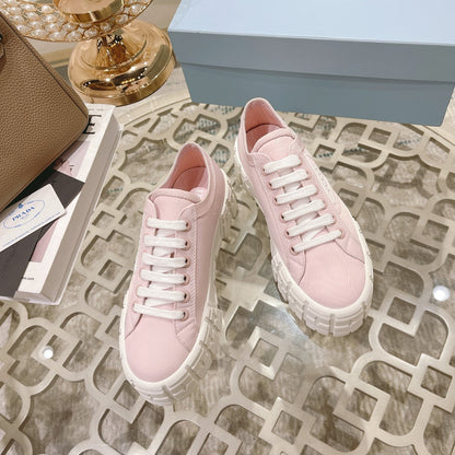 New fashionable and versatile thick-soled sneakers 1024013001
