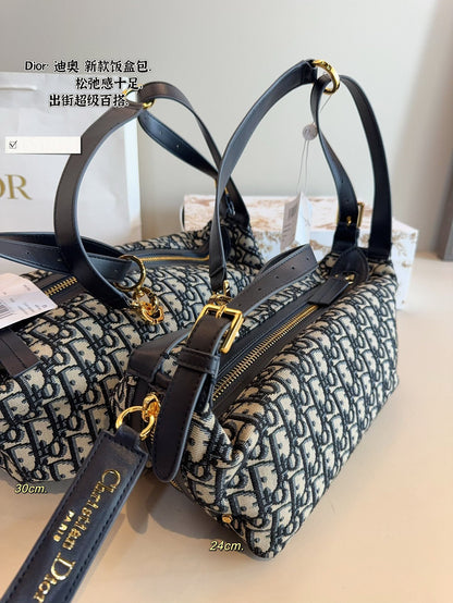 CD D-journey Shoulder Bag 1825052605