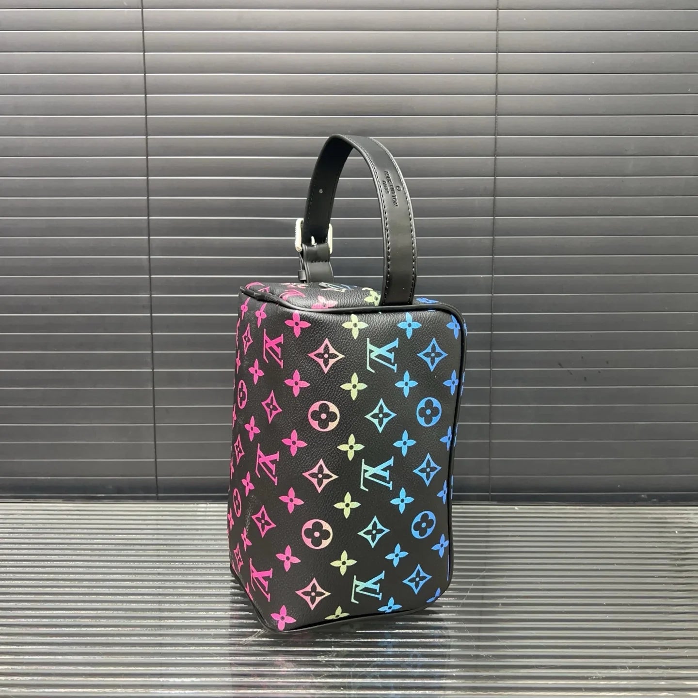 Classic cosmetic bag handbag 1025040306