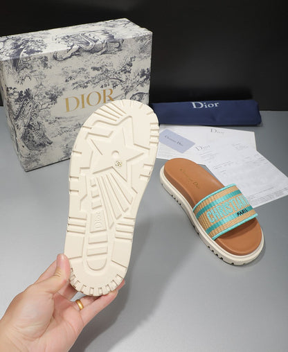 CD Slippers 1825052606