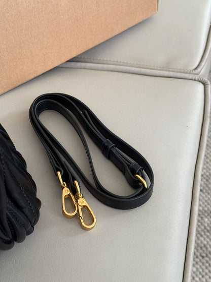MM  Handbag 1825062310