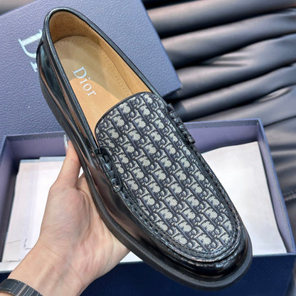 Classic printed canvas embellished men's casual loafers 1824042201