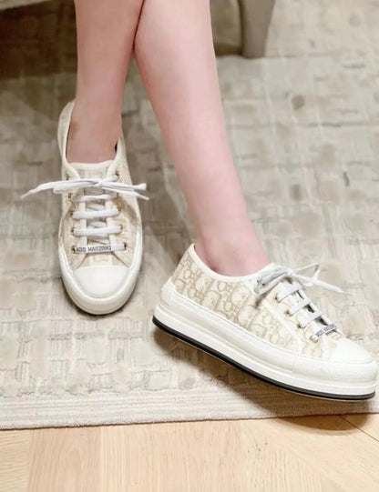 Embroidered Canvas New Genuine Leather Height Increased Thick-soled All-match Casual SneakersPD052412403