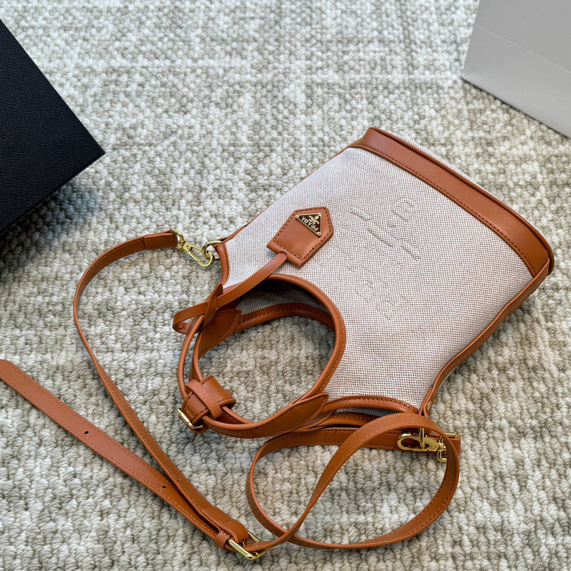 Canvas tote bag 1824050301