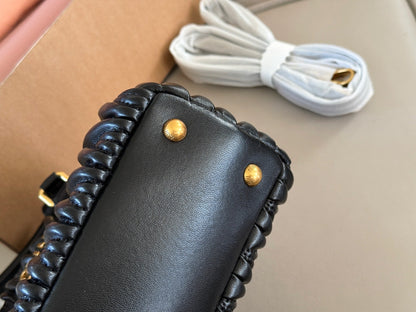 MM  Handbag 1825062310
