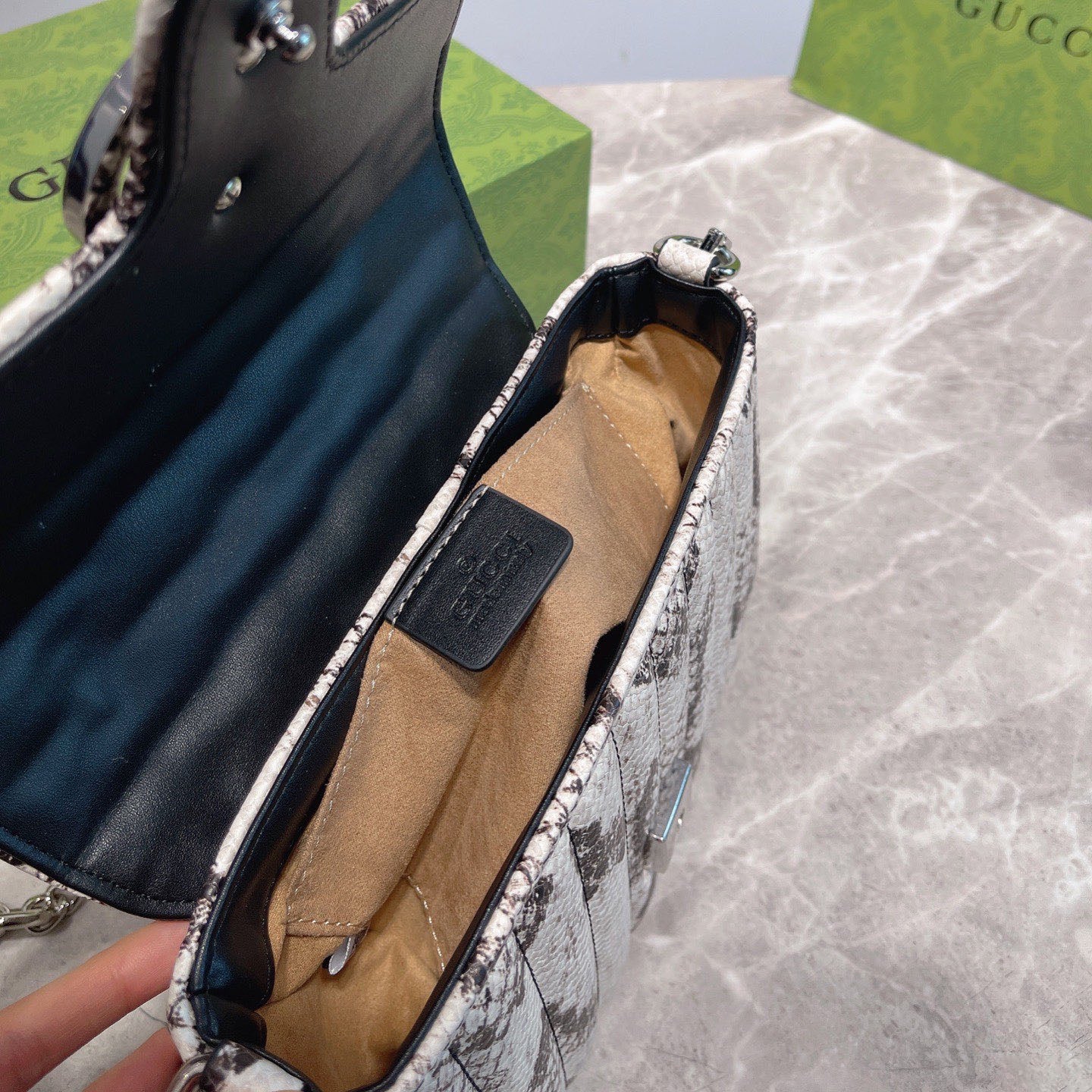 GG Marmont Classic Bag XC24100908