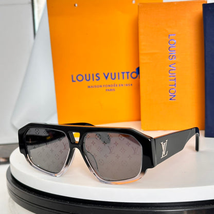 LV Clash Pilot Square Sunglasses 1825070206