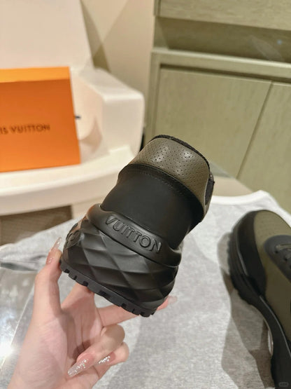 LV DISCOVERY Monk sneakers 1824122703