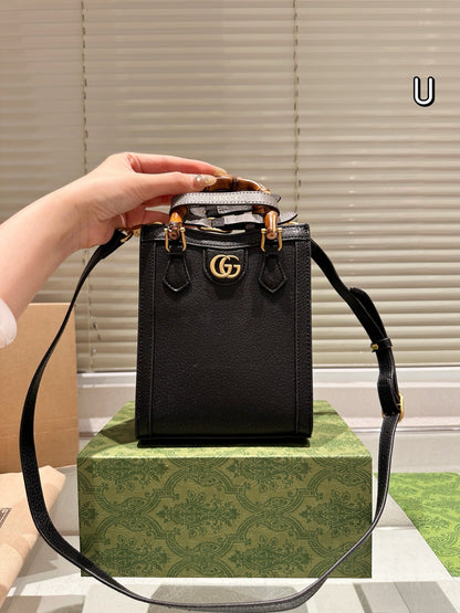 GG Diana Bamboo Handbag(15*18) 1825062305