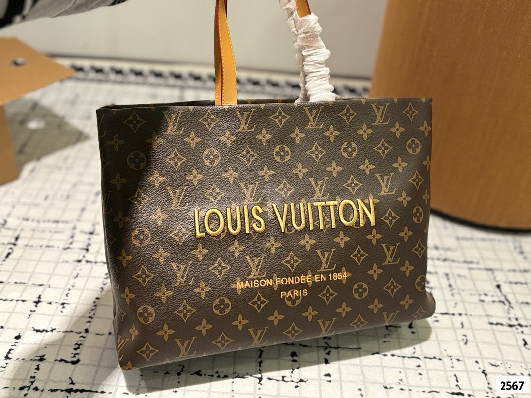 V Fashion new crossbody handbag 0724101011