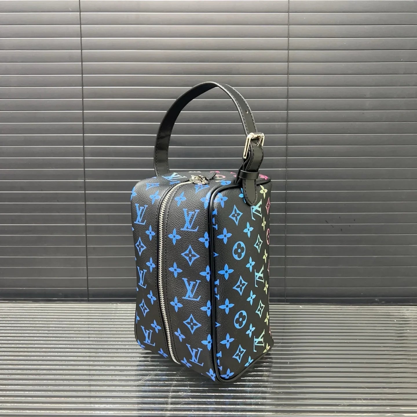 Classic cosmetic bag handbag 1025040306