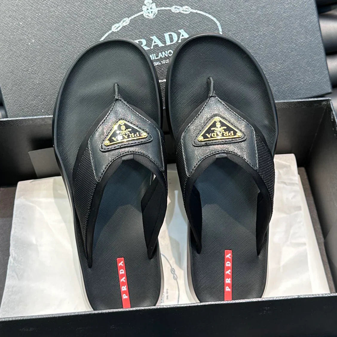Men's New Logo Flip Flops Sandals 1025031312