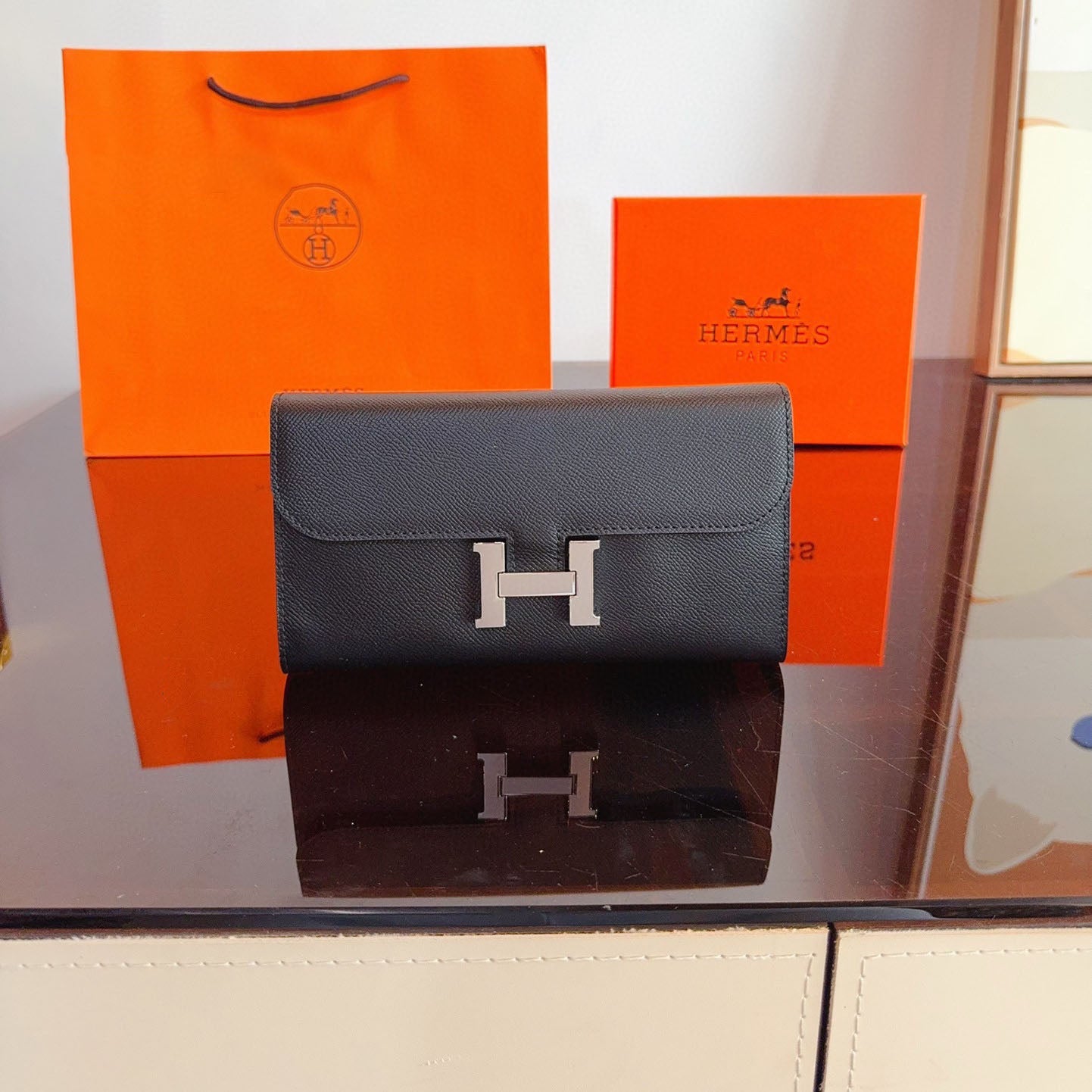 H woc shoulder bag XC24101003