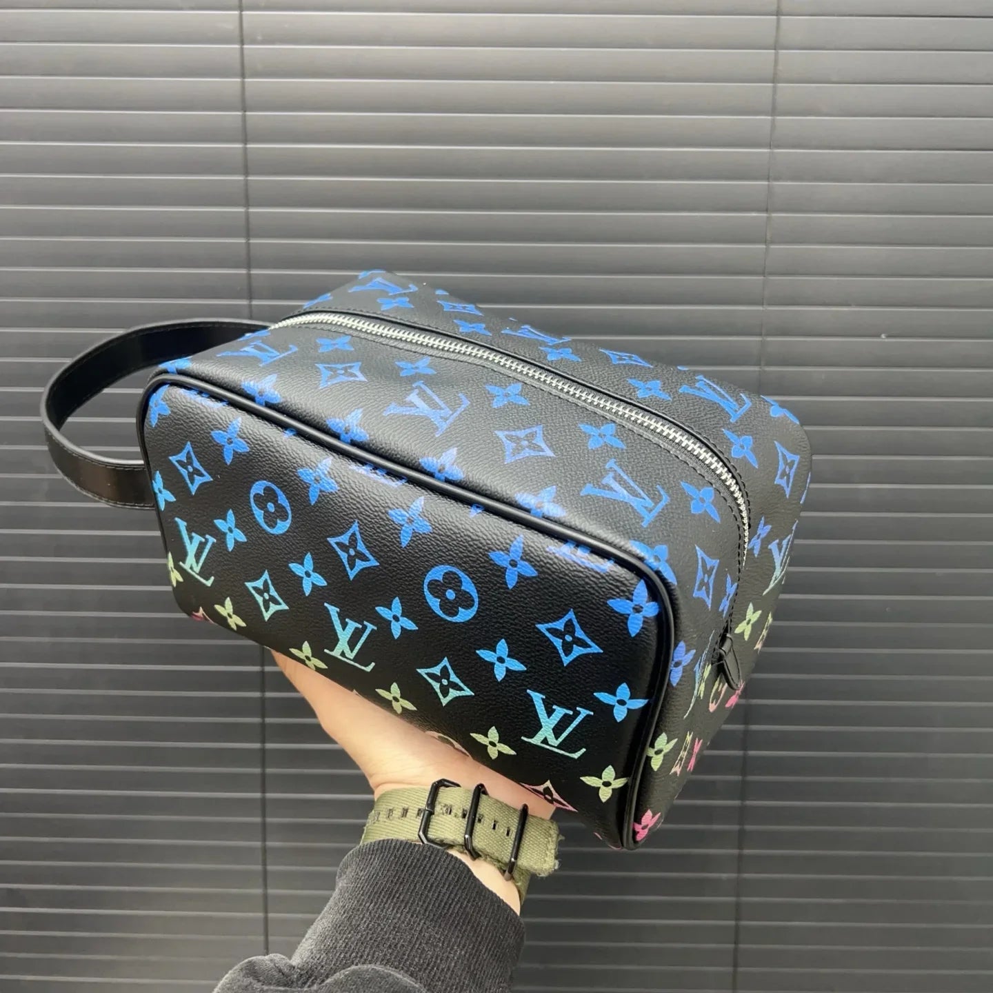 Classic cosmetic bag handbag 1025040306