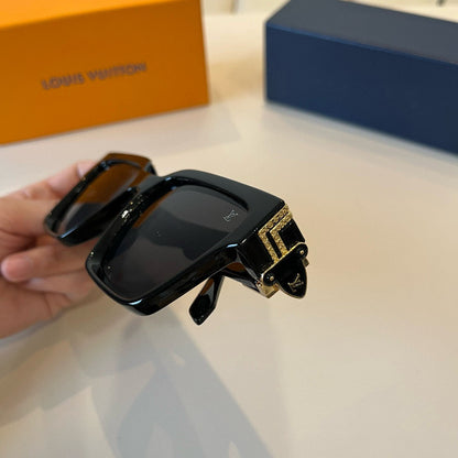 LV Square Full Frame Sunglasses 1825042501