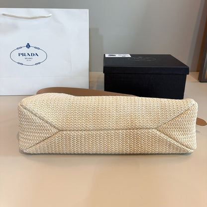 PR Straw underarm bag 1825070303