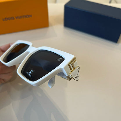 LV Square Full Frame Sunglasses 1825042501