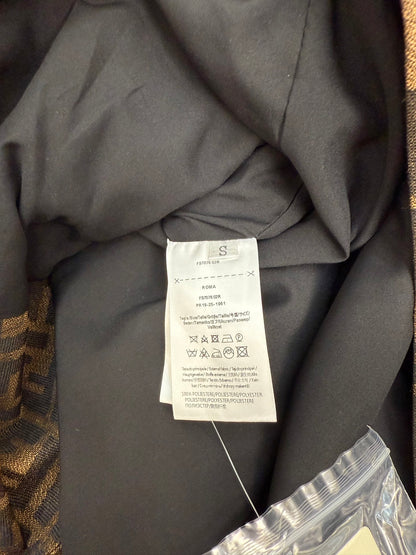 F Long trench coat 1825090910
